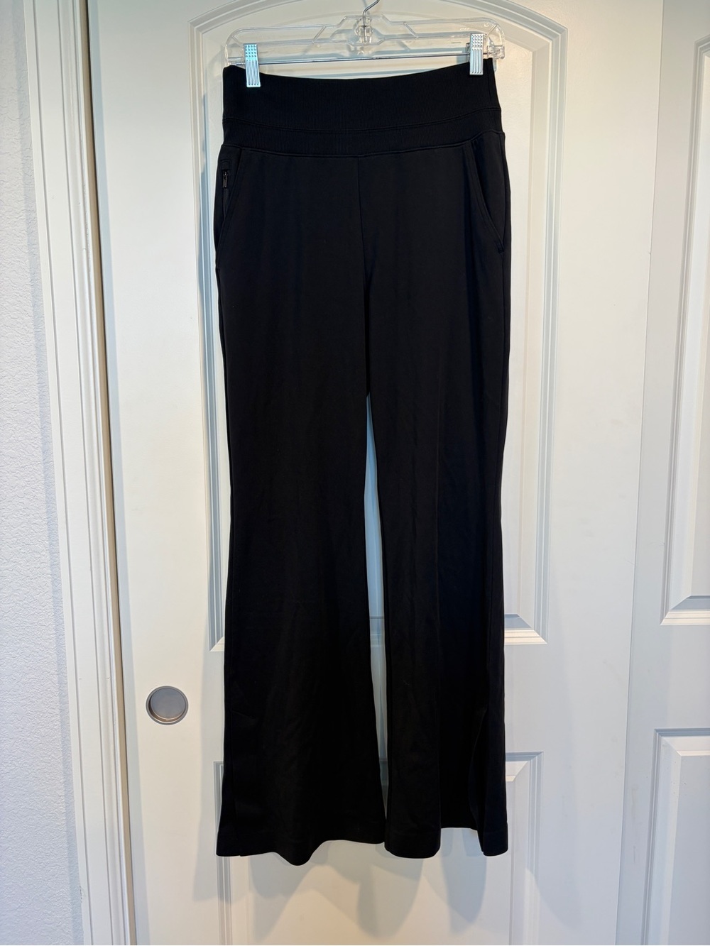 Athleta Women’s Black Split Seam Venice Flare Pant - SP